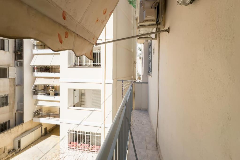 Pagrati Cozy Retreat Apartamento Atenas Exterior foto
